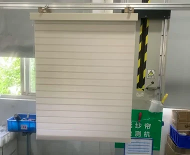 Factory, Quality Control & Packaging for Motorized Blinds Motorized blind operation testing before shipment